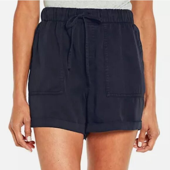 GAP Women's XXL Tencel Short Blue Pull On Drawstring Cuffed NWT Inseam 4" - Picture 1 of 14